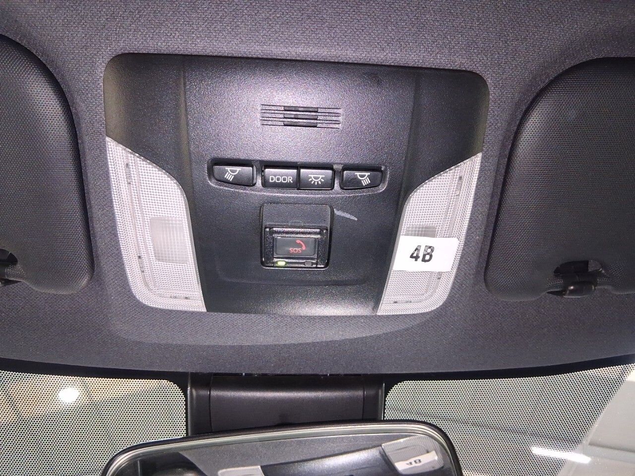 Toyota Corolla 1.8 125H BUSINESS E-CVT - foto 19