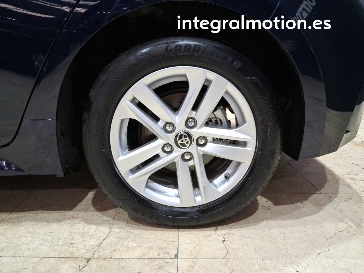 Toyota Corolla 1.8 125H BUSINESS E-CVT - foto 29