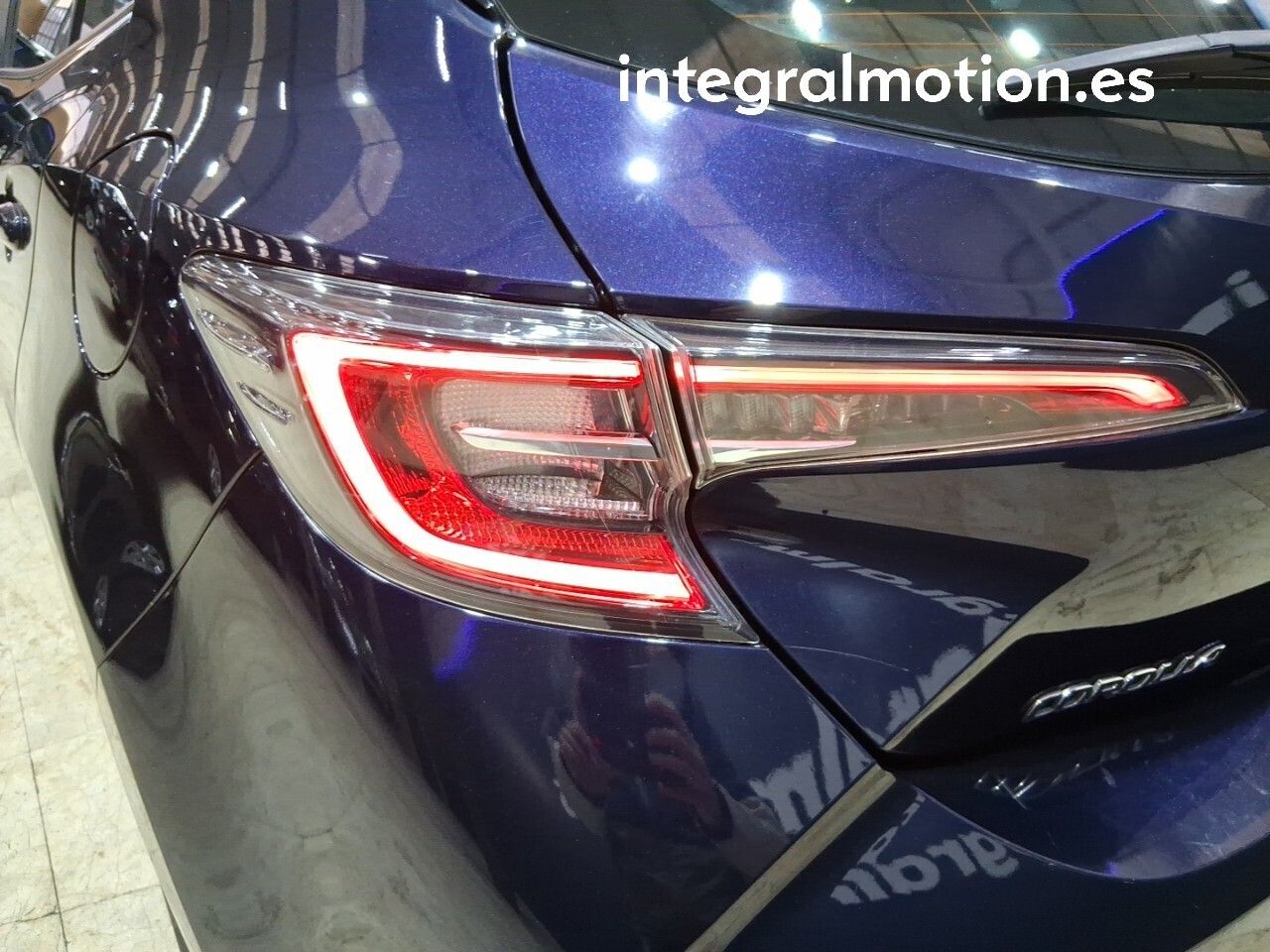 Toyota Corolla 1.8 125H BUSINESS E-CVT - foto 28