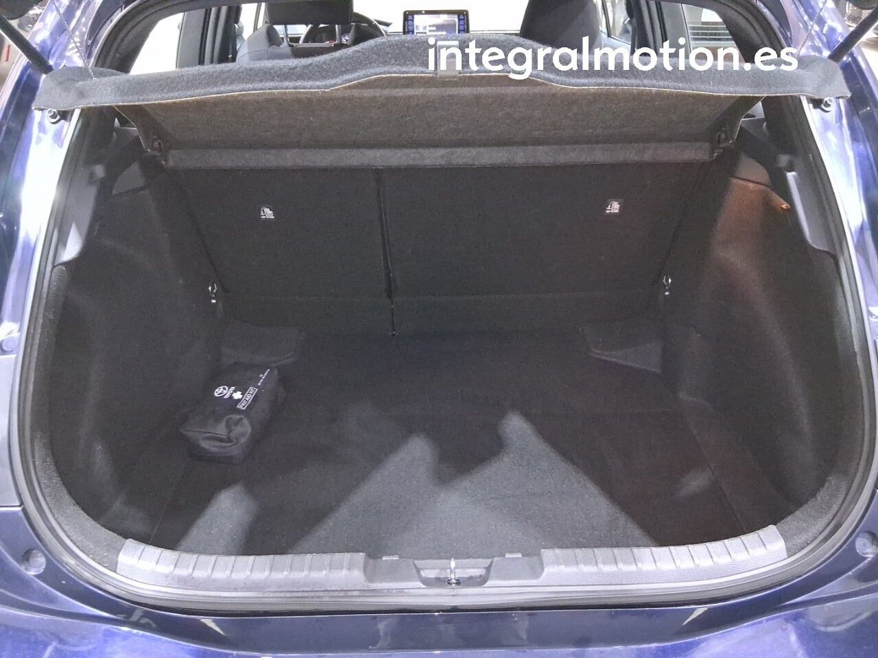 Toyota Corolla 1.8 125H BUSINESS E-CVT - foto 30