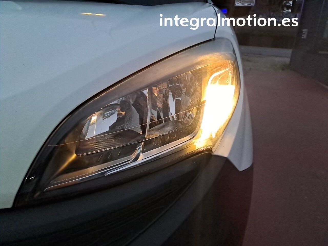 Fiat Doblò 1.3 MTJ FURGON 95CV - foto 17