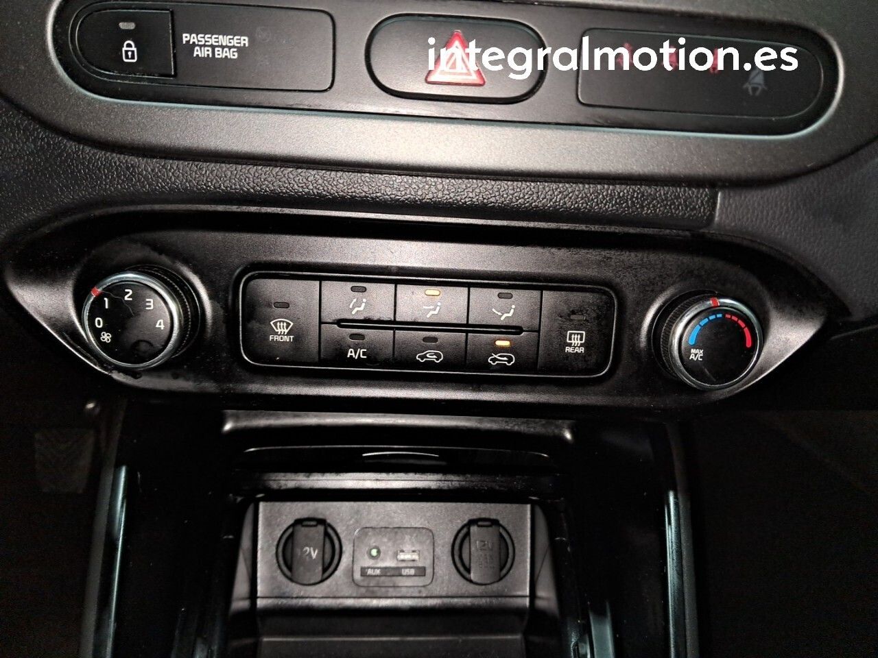 Kia Carens 1.7 CRDi VGT 115CV Concept Eco-Dynam 5pl - foto 17