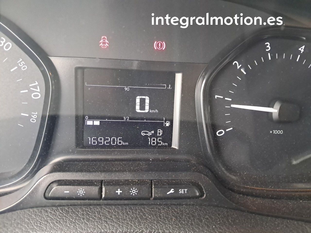 Opel Vivaro FURGON 1.5 D M STANDAR 120 - foto 9