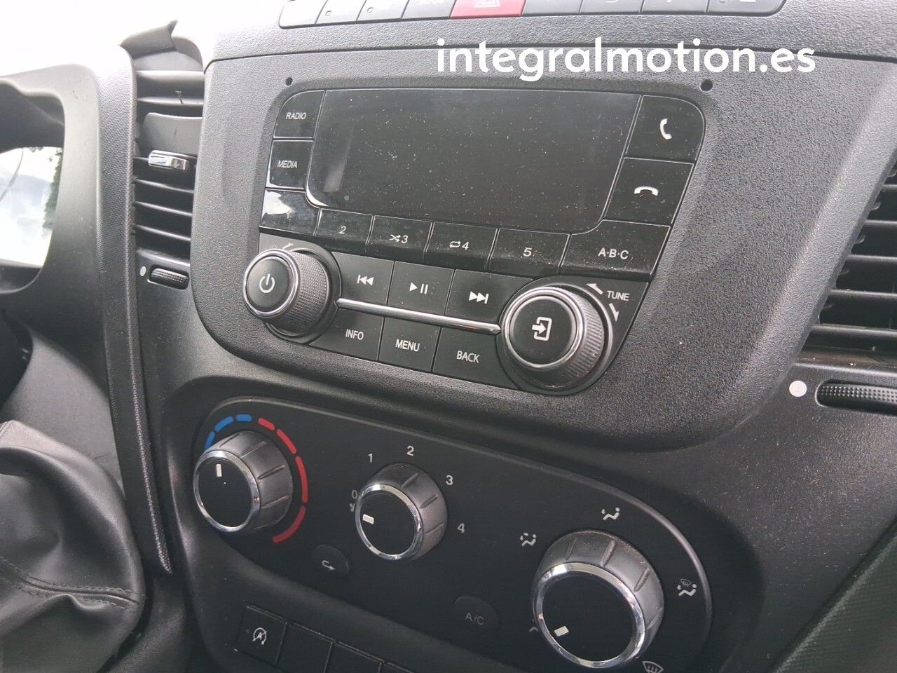 Iveco Daily FURGON 35S16 L4H3 2.3 156CV - foto 10