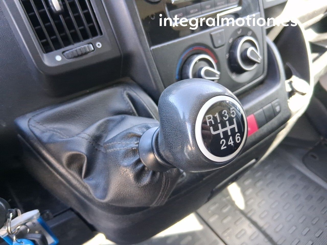 Peugeot Boxer FURGON 2.2BLUE HDI 435 L4H2 - foto 11