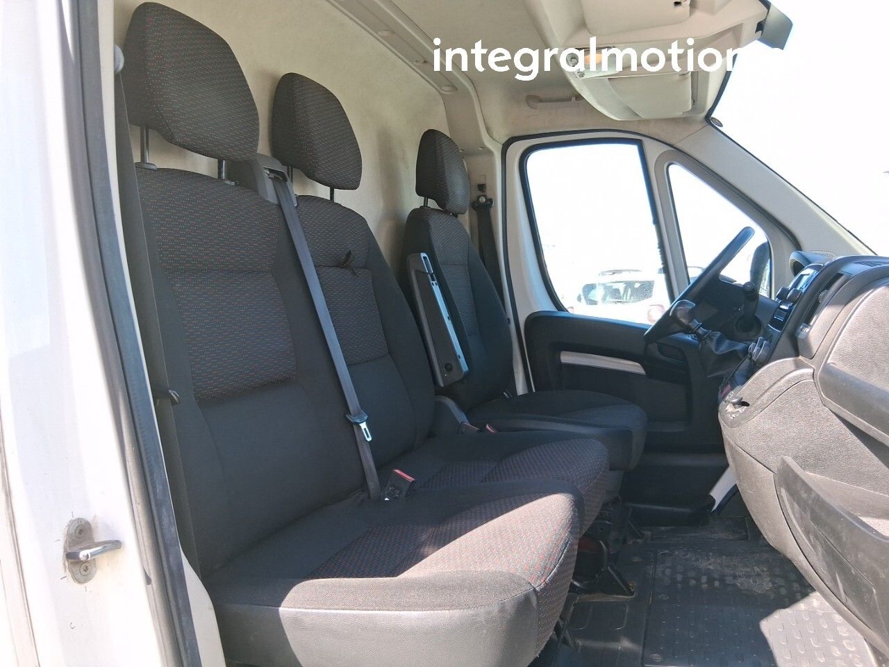 Peugeot Boxer FURGON 2.2BLUE HDI 435 L4H2 - foto 9