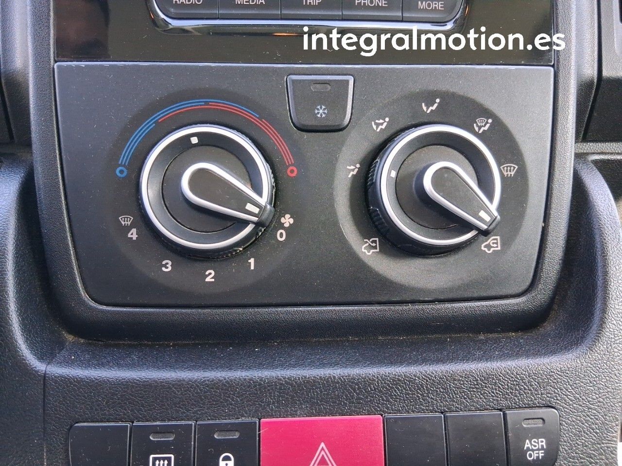 Peugeot Boxer FURGON 2.2BLUE HDI 435 L4H2 - foto 10