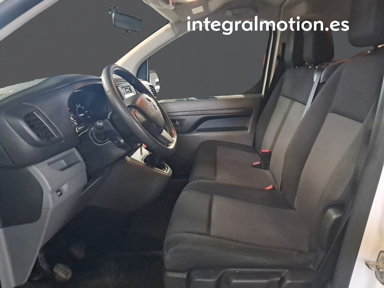 Opel Vivaro 2.0 CDTI SS L1 Combi 9 - foto 7