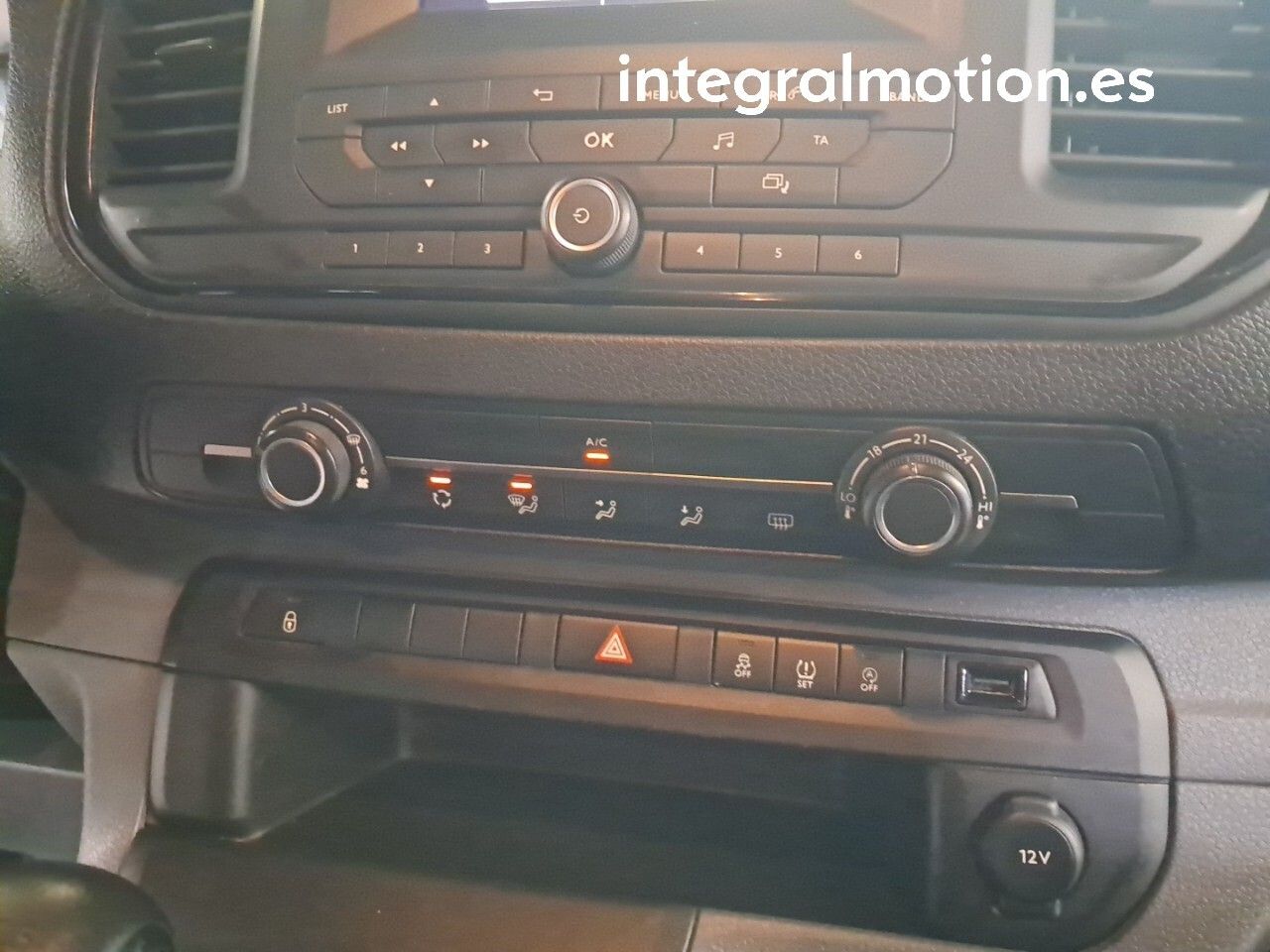 Opel Vivaro 2.0 CDTI SS L1 Combi 9 - foto 11