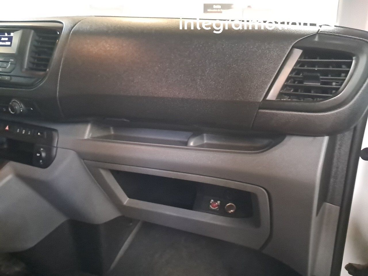 Opel Vivaro 2.0 CDTI SS L1 Combi 9 - foto 23