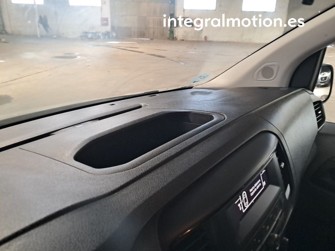 Opel Vivaro 2.0 CDTI SS L1 Combi 9 - foto 22