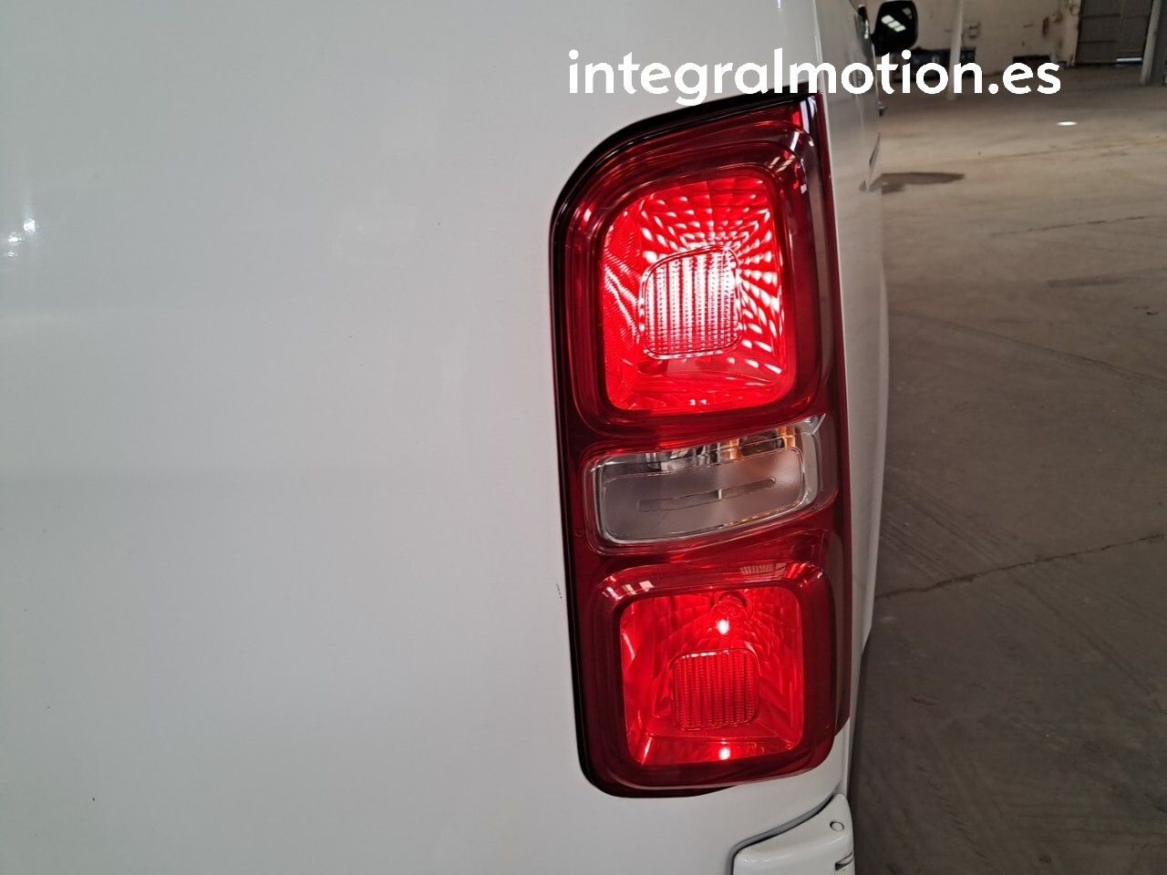 Opel Vivaro 2.0 CDTI SS L1 Combi 9 - foto 20