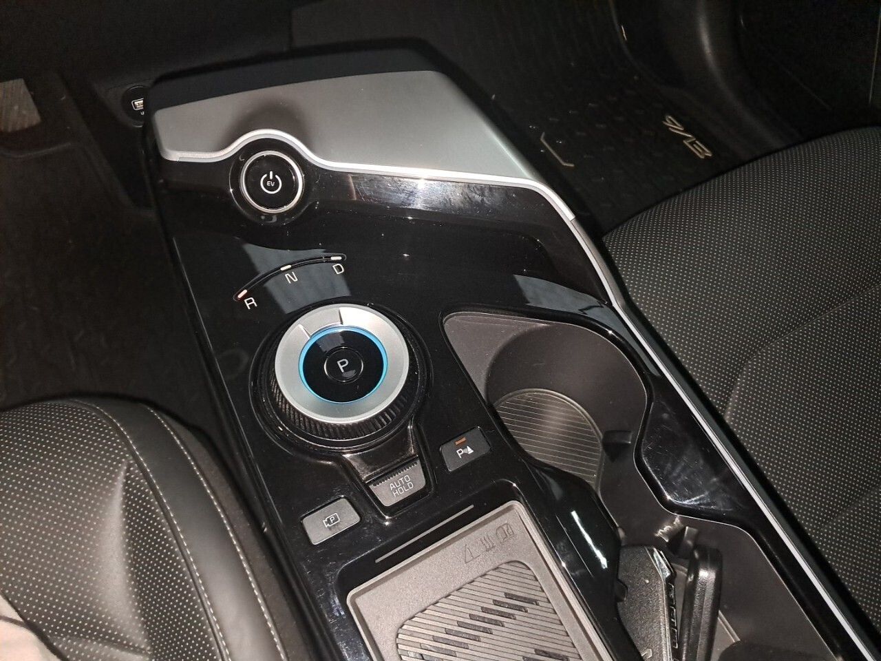 Kia EV6 EV6 77,4kWh 168kW RWD (Long Range) - foto 18