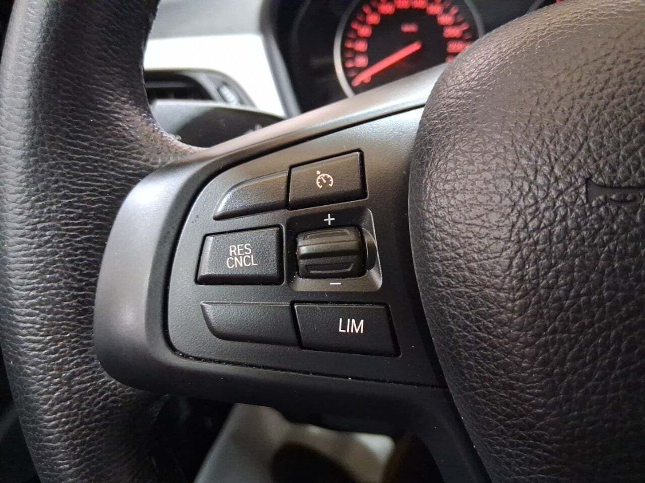 BMW X1 sDrive16d - foto 12