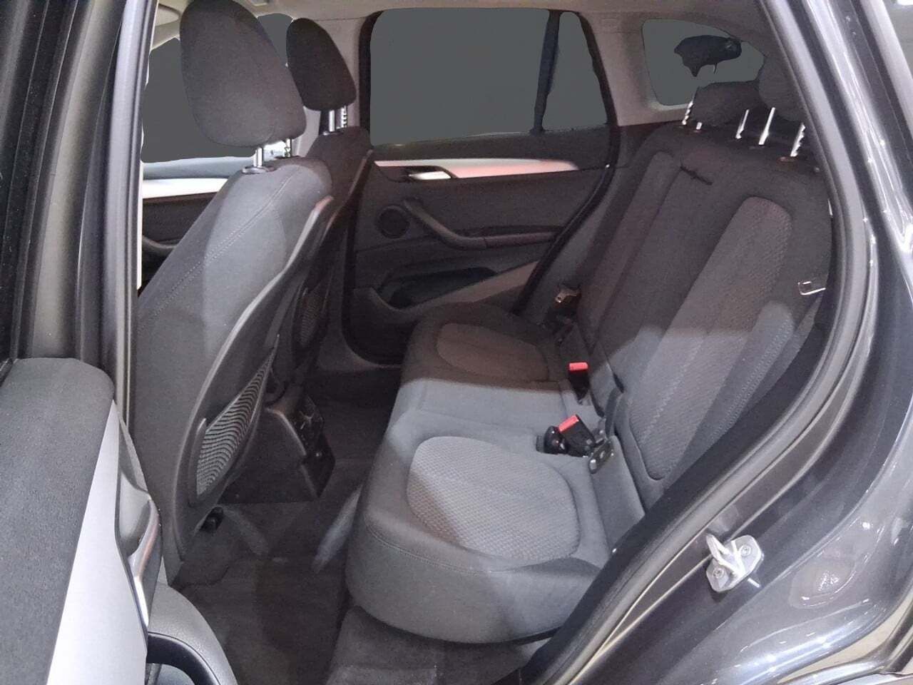 BMW X1 sDrive16d - foto 10