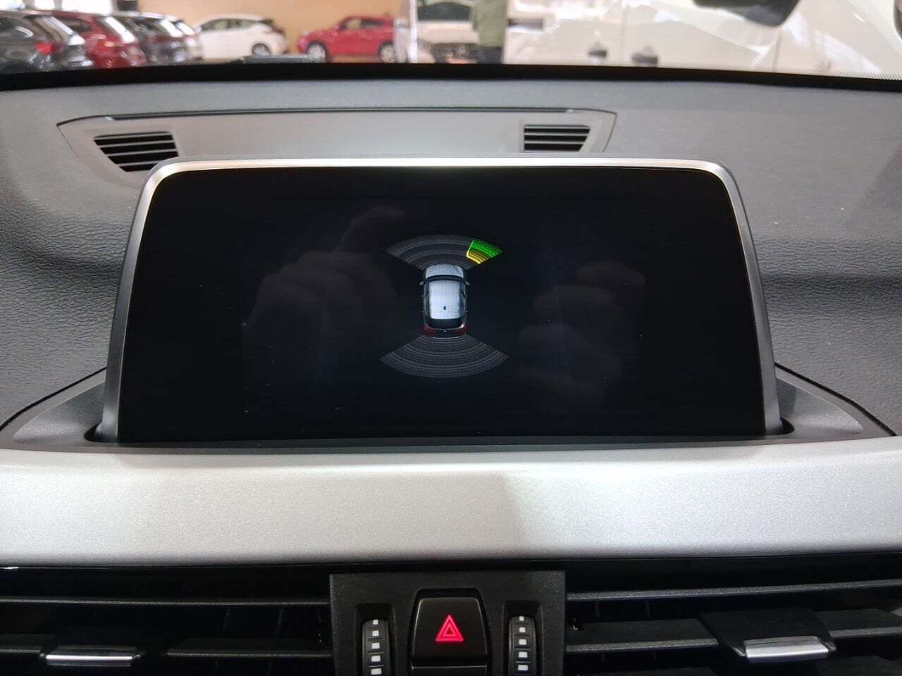 BMW X1 sDrive16d - foto 16