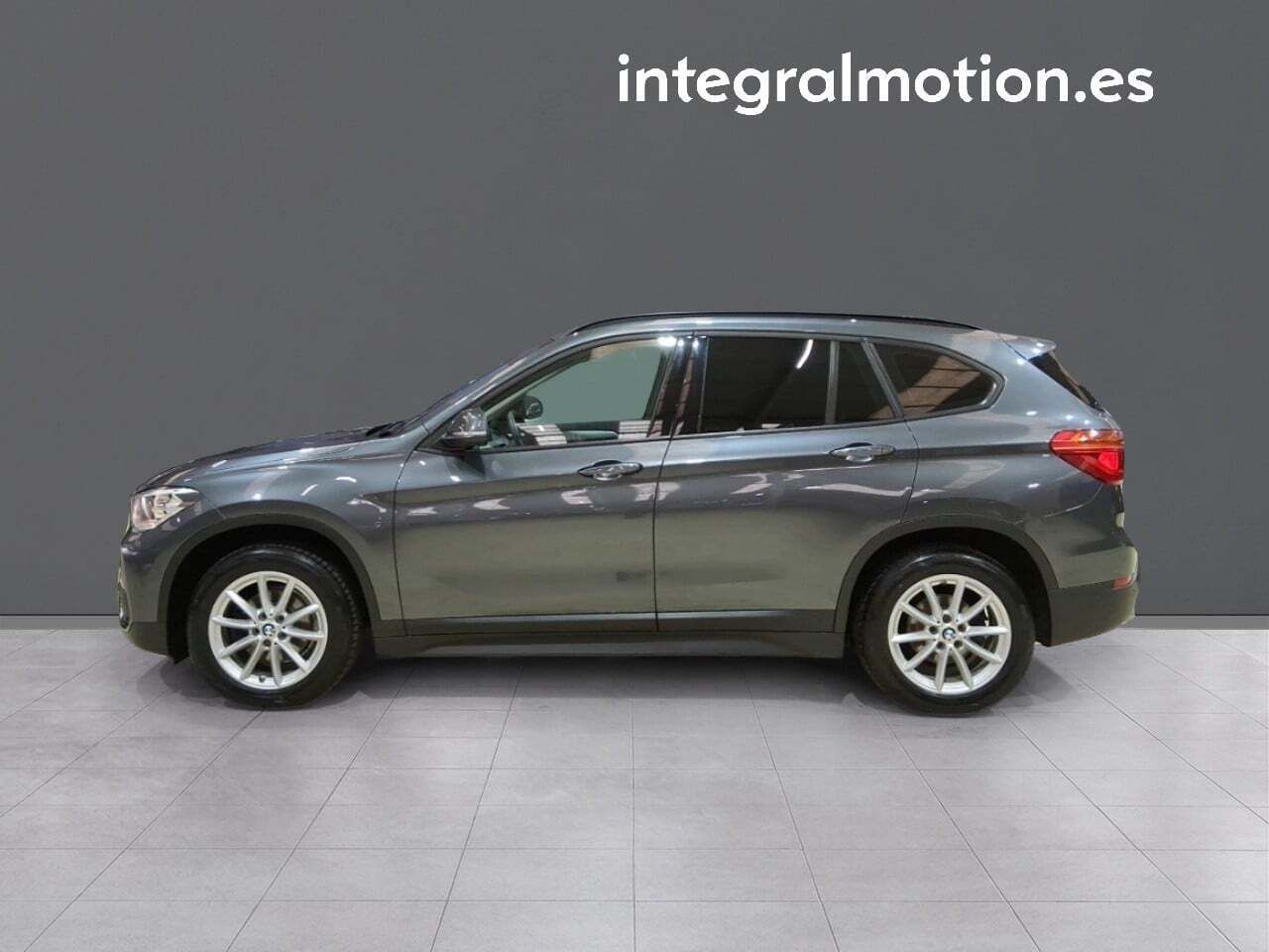 BMW X1 sDrive16d - foto 24