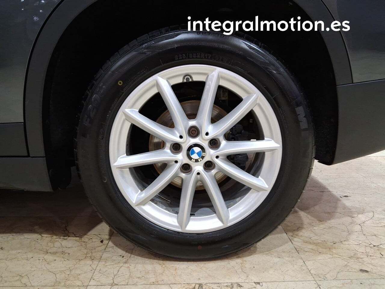 BMW X1 sDrive16d - foto 29