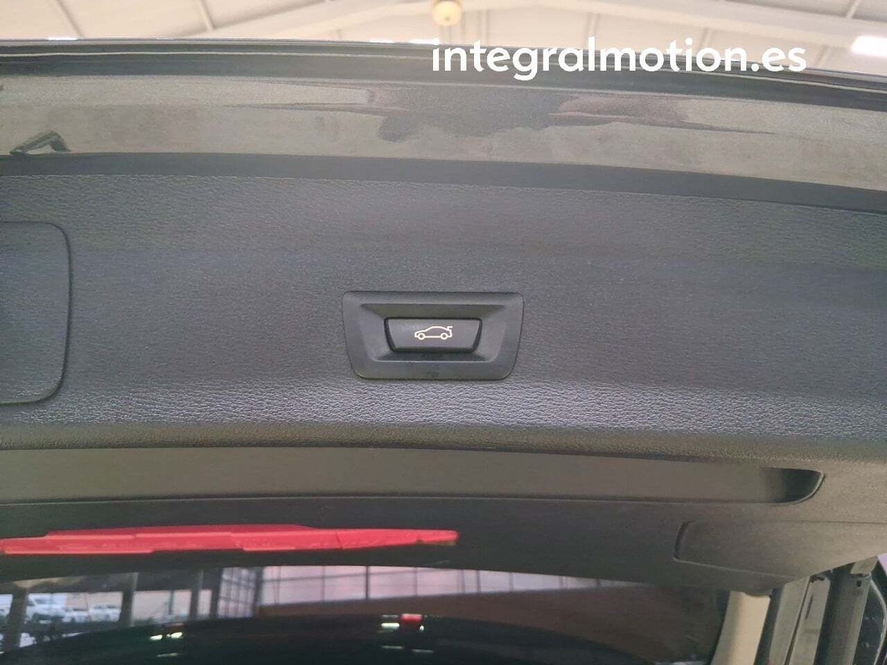 BMW X1 sDrive16d - foto 32