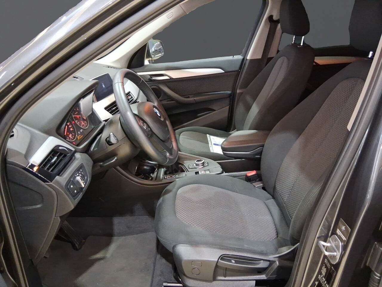 BMW X1 sDrive16d - foto 6