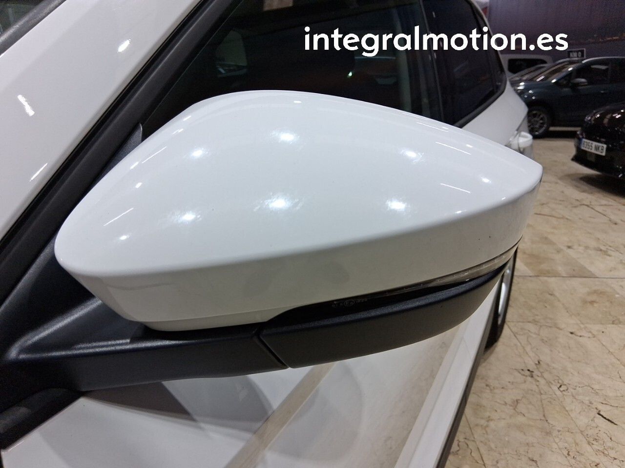 Skoda Karoq 1.6 TDI 85kW (115CV) Ambition - foto 31