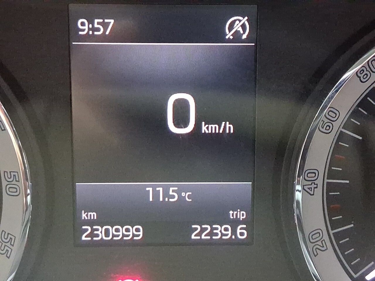 Skoda Karoq 1.6 TDI 85kW (115CV) Ambition - foto 8