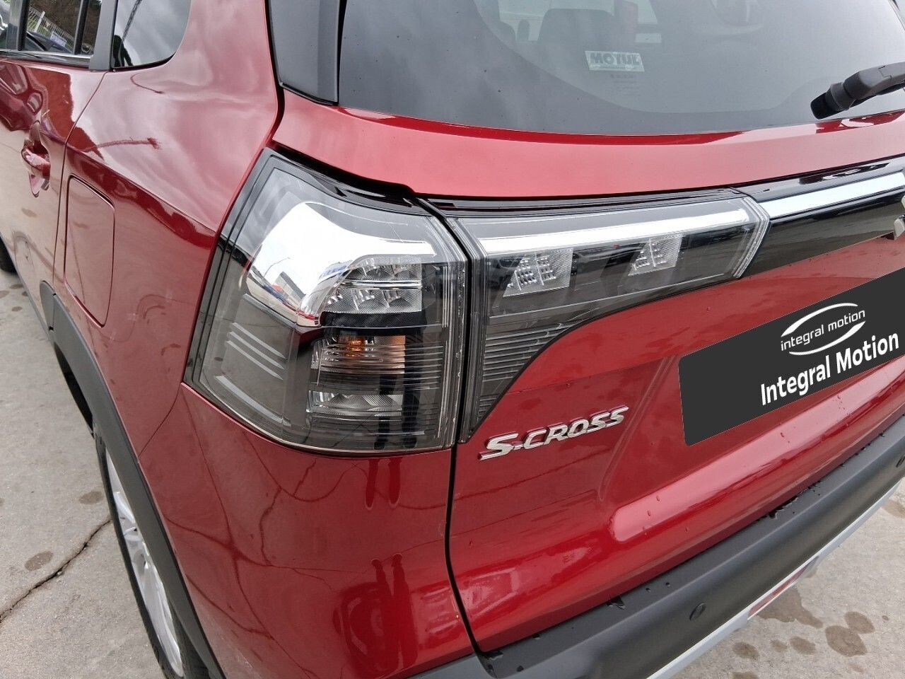 Suzuki SCross 1.4T S2 4WD Mild Hybrid - foto 28