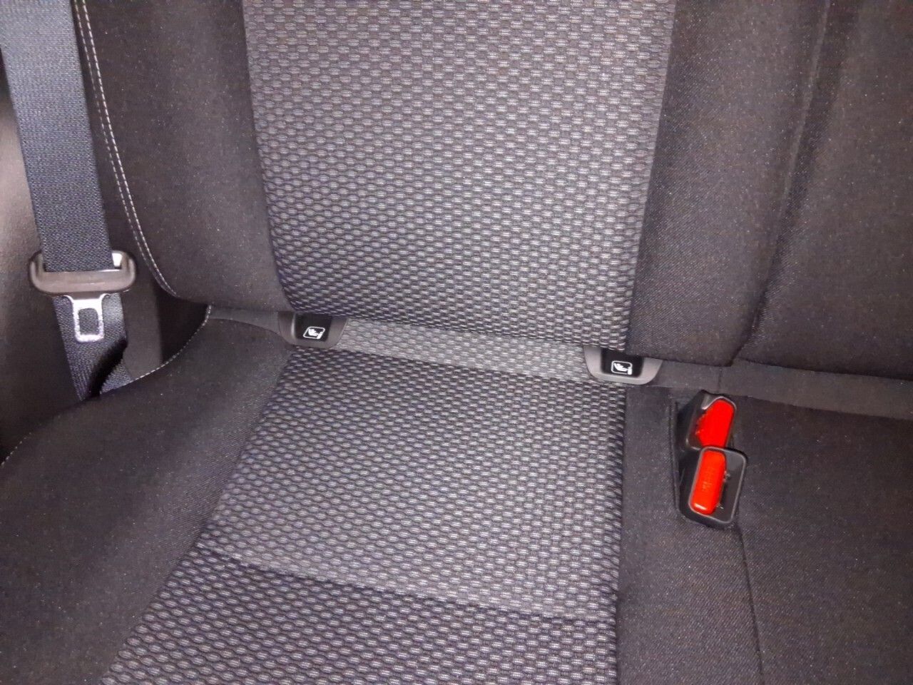 Suzuki SCross 1.4T S2 Mild Hybrid - foto 23