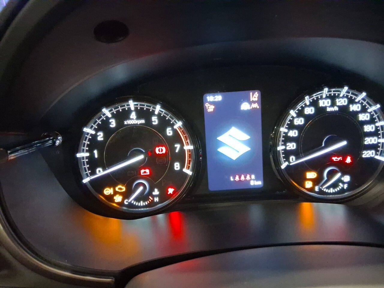 Suzuki SCross 1.4T S2 Mild Hybrid - foto 8