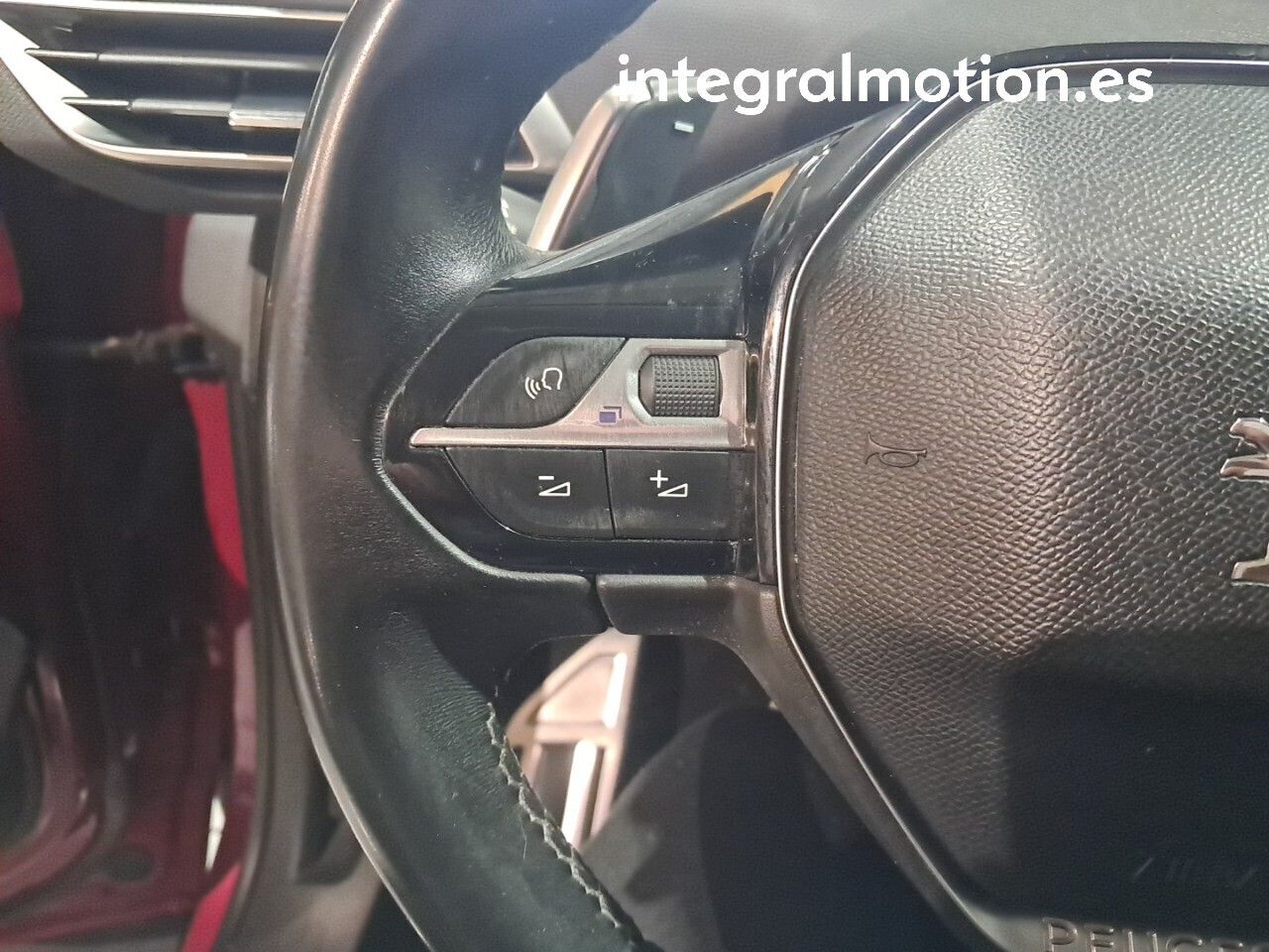 Peugeot 3008 Allure BlueHDi 96kW (130CV) S&S EAT8 - foto 12