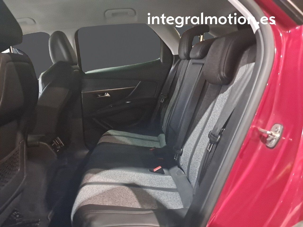 Peugeot 3008 Allure BlueHDi 96kW (130CV) S&S EAT8 - foto 10