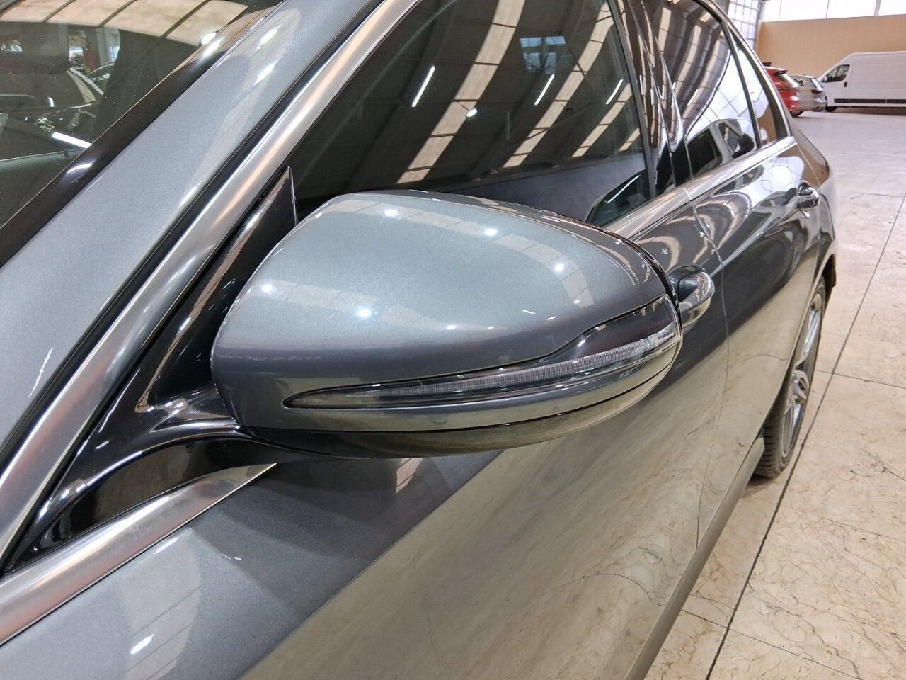 Mercedes Clase E E 220 d 4MATIC - foto 31