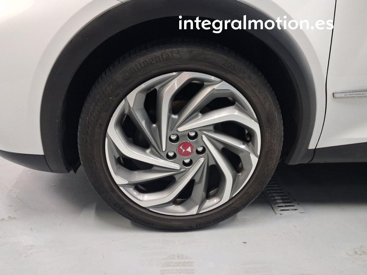 DS DS 7 BlueHDi 96kW (130CV) PERFORMANCE LINE - foto 29