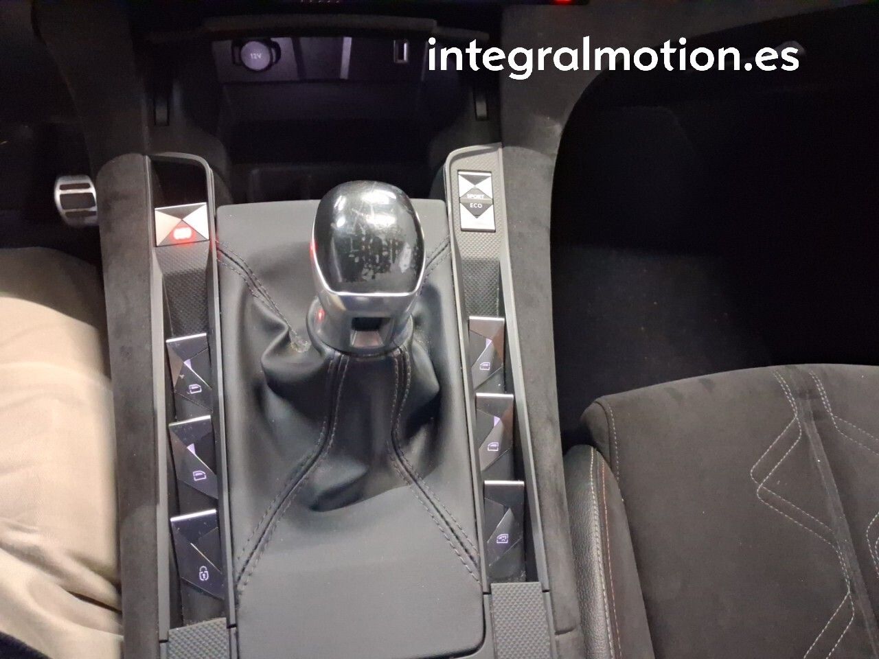 DS DS 7 BlueHDi 96kW (130CV) PERFORMANCE LINE - foto 18