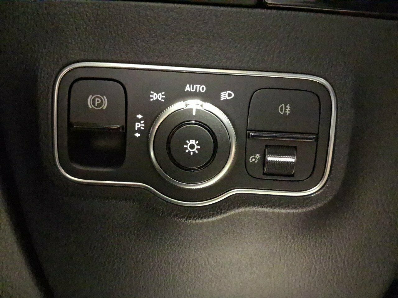 Mercedes GLA GLA 250 e - foto 14