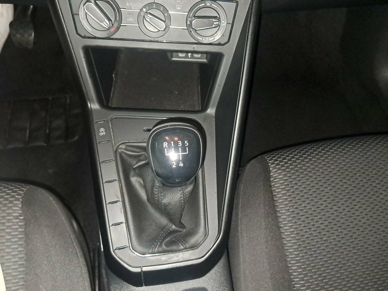 Volkswagen Taigo Life 1.0 TSI 70kW (95CV) - foto 18