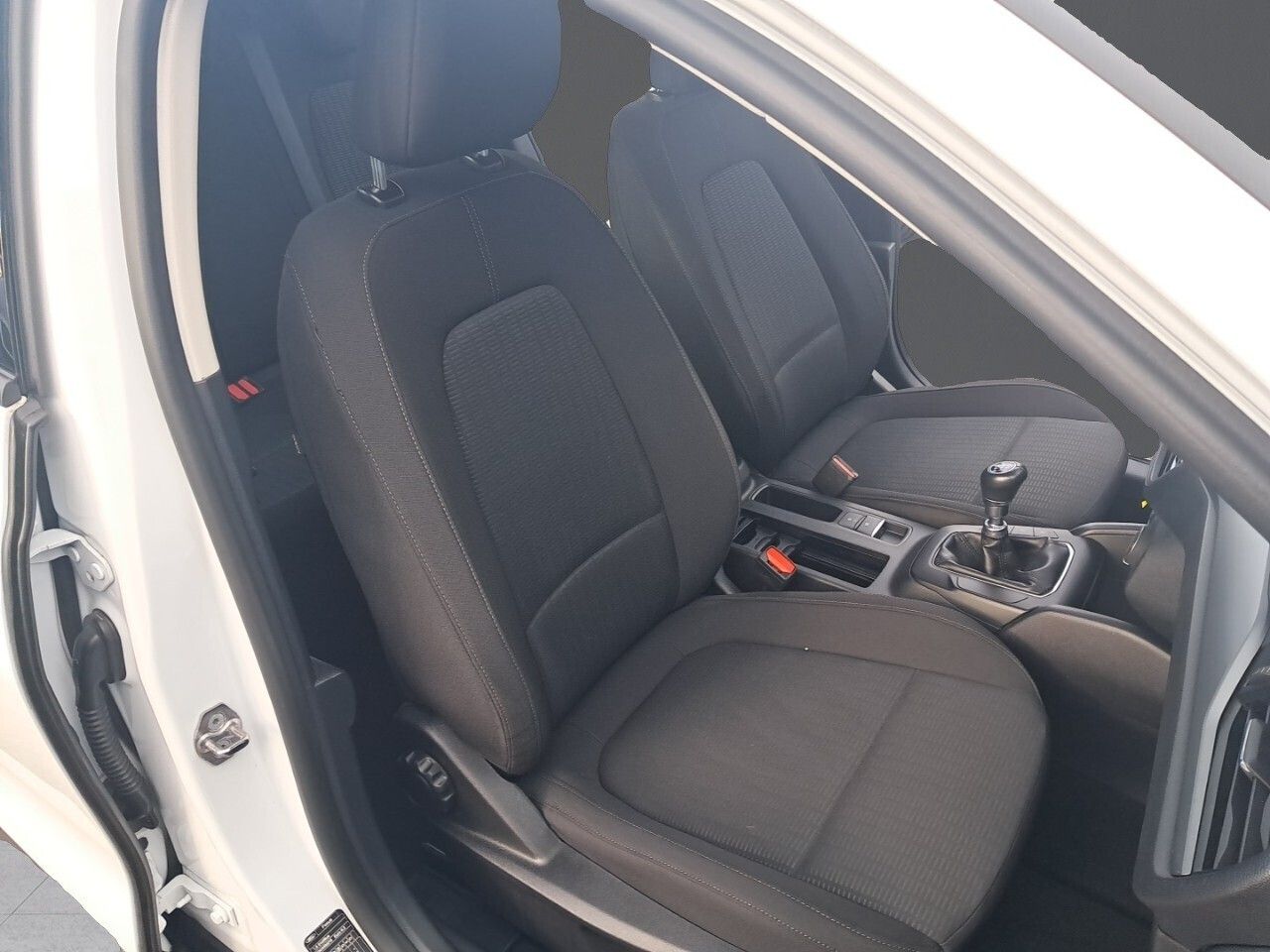 Ford Focus 1.5 Ecoblue 70kW Trend - foto 9