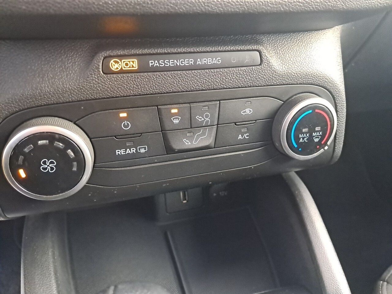 Ford Focus 1.5 Ecoblue 70kW Trend - foto 17