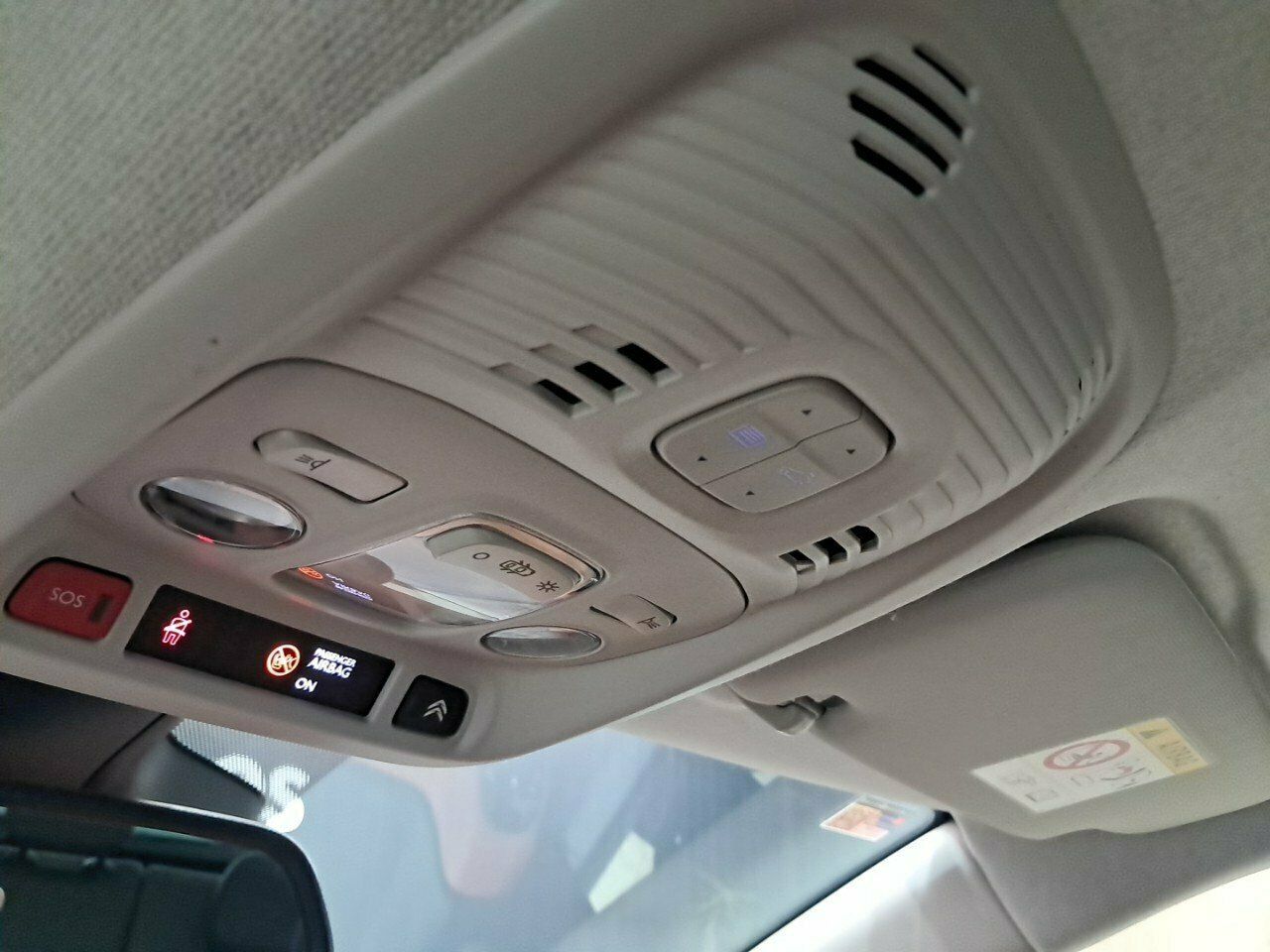 Citroën C3 Aircross BlueHDi 73kW (100CV) S&S SHINE - foto 18