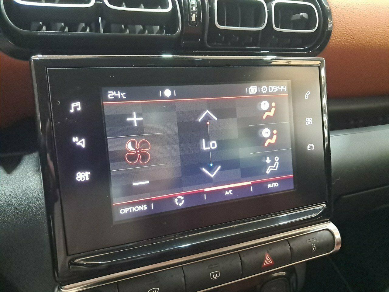 Citroën C3 Aircross BlueHDi 73kW (100CV) S&S SHINE - foto 16