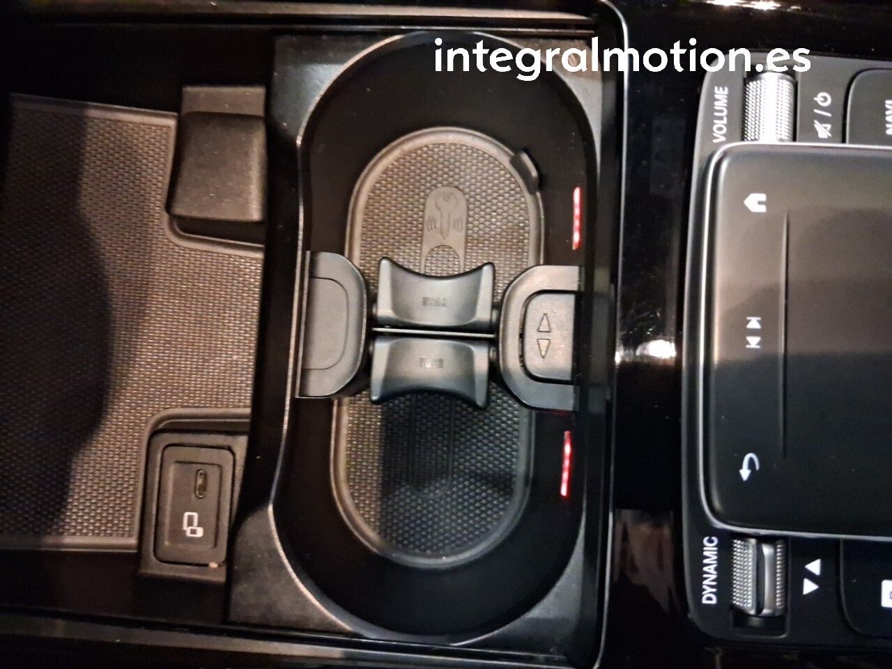 Mercedes GLA GLA 250 e - foto 22