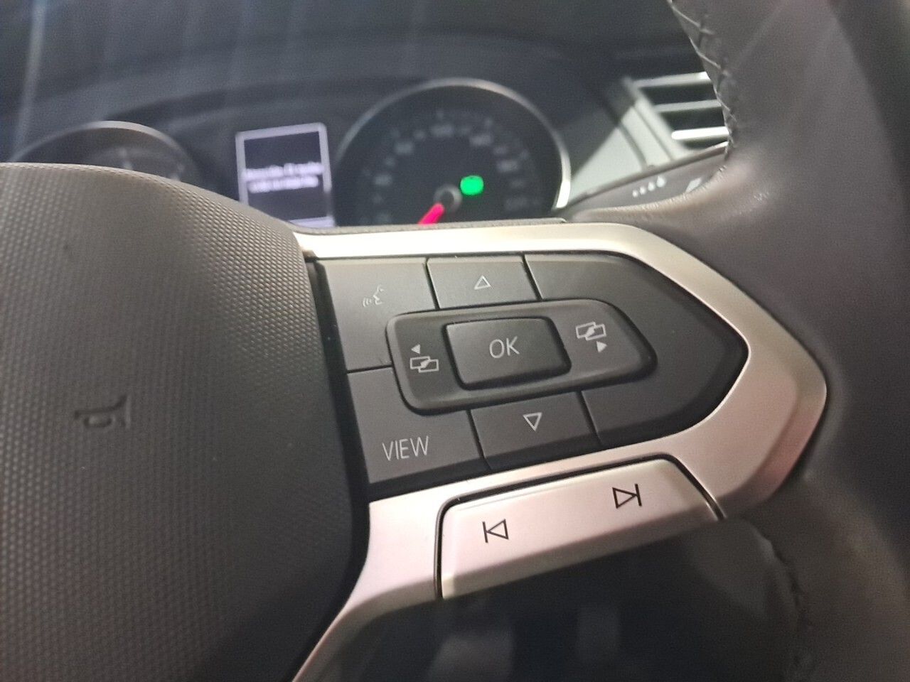 Volkswagen Passat Business 1.6 TDI 88kW (120CV) DSG - foto 13