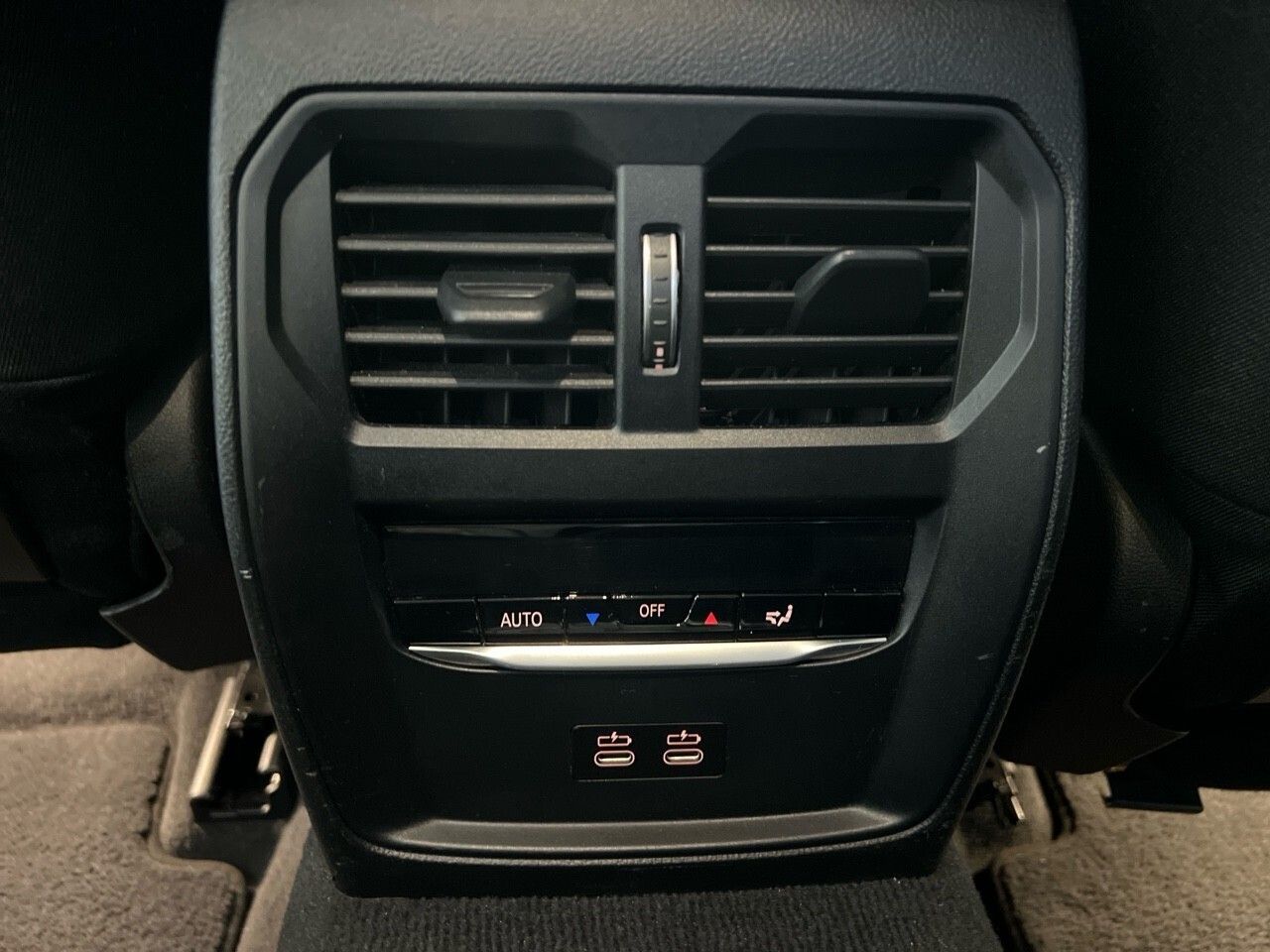 BMW Serie 3 318d Auto. - foto 21