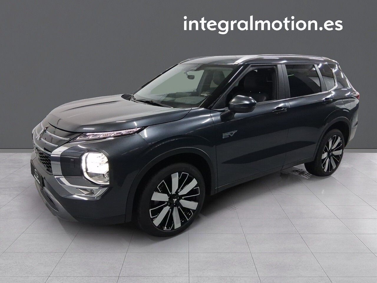 Mitsubishi Outlander PHEV Kaiteki 4WD