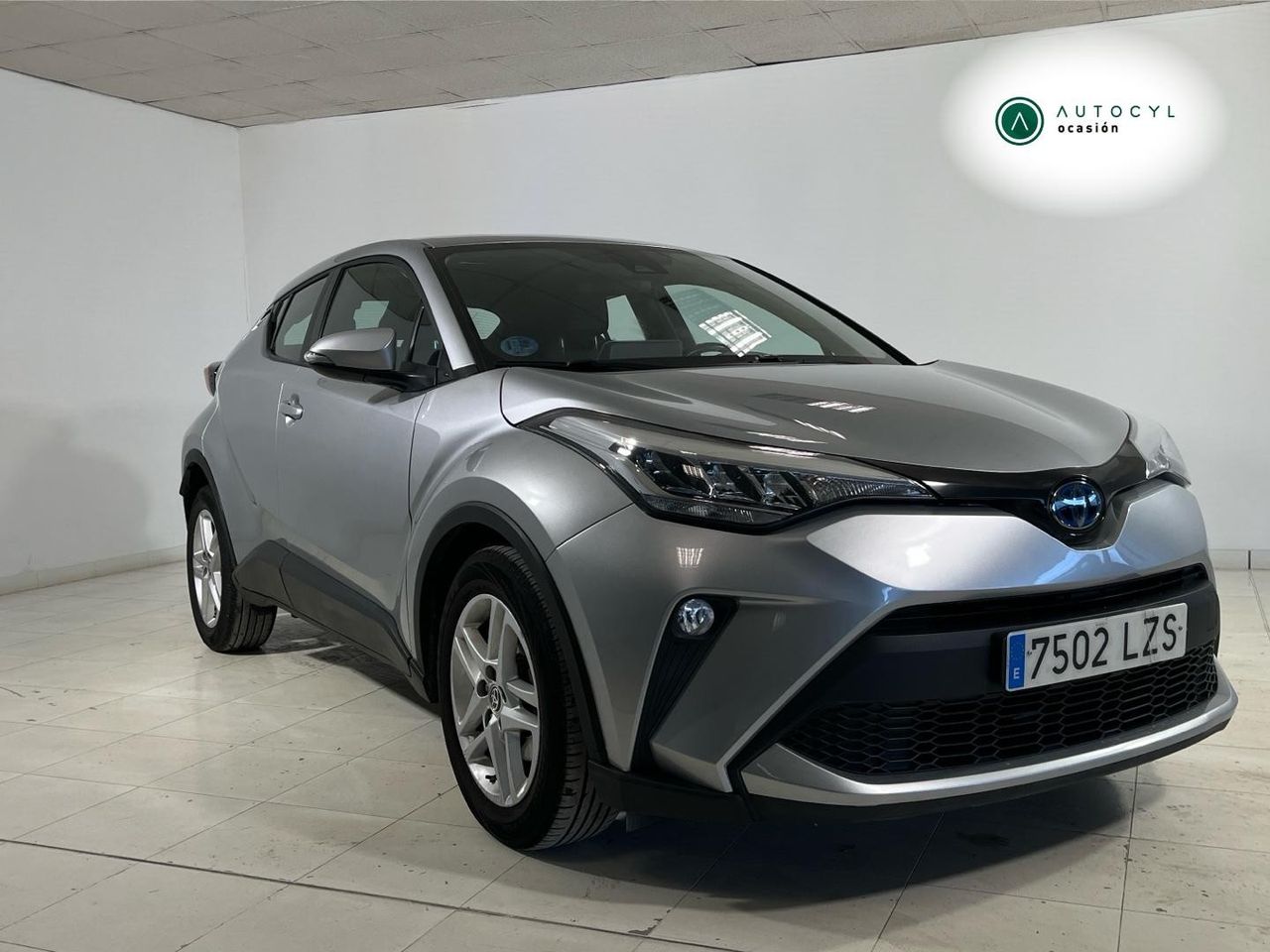 Vehiculo ocasion  de segunda mano - toyota c-hr 2022 /