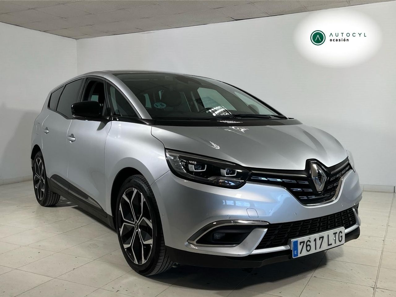Renault kangoo con motor diesel  de segunda mano - renault scénic 2021 /