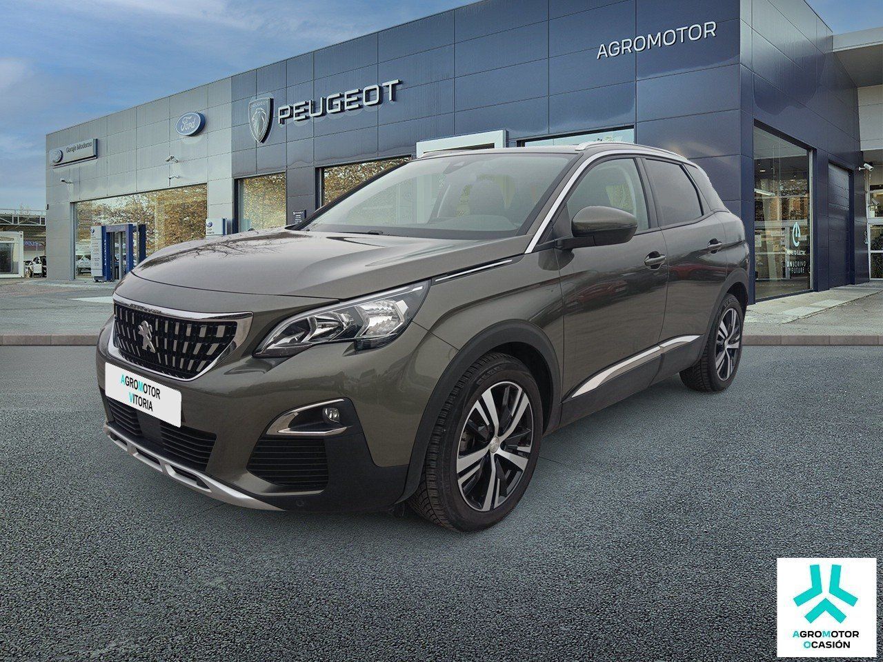 Peugeot 3008 Allure BlueHDi 130 S&S 6vel MAN. â¬6.2 (Solo stock)
 Habillaje: Gris Amazonite / C&T Piedimonte 
