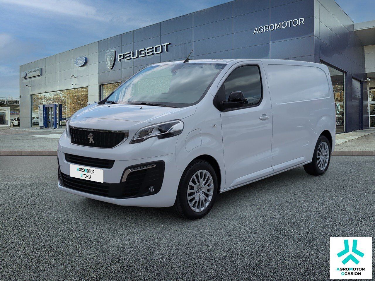 Peugeot e-Expert FurgÃ³n ElÃ©ctrico 100Kw BaterÃ­a 75Kwh Standard (2PK0F2NEZFB0A0G0)
 Habillaje: Blanco Kaolin 