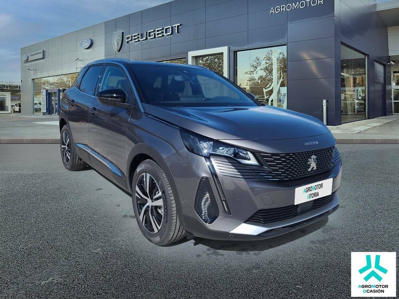 Peugeot 2008 5 plazas 2023  de segunda mano - peugeot 3008 2023 /
