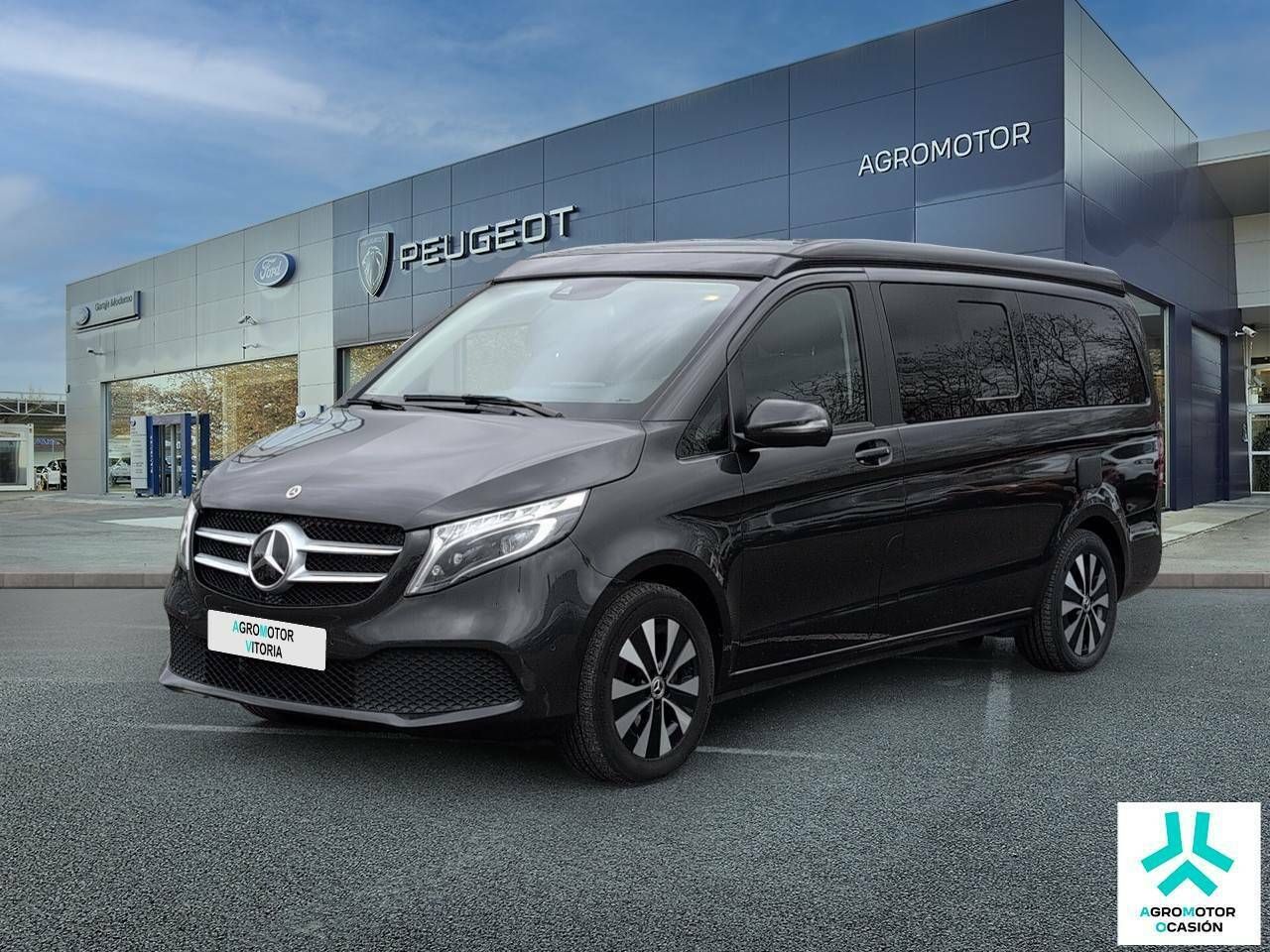Mercedes vito con iluminacion led  de segunda mano - mercedes clase v 2023 /